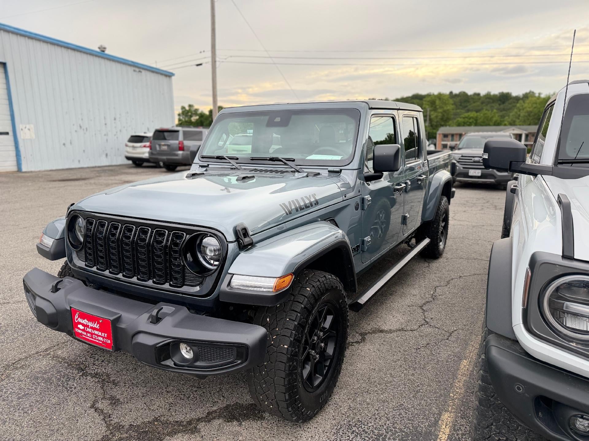 2025 Jeep Gladiator Willys