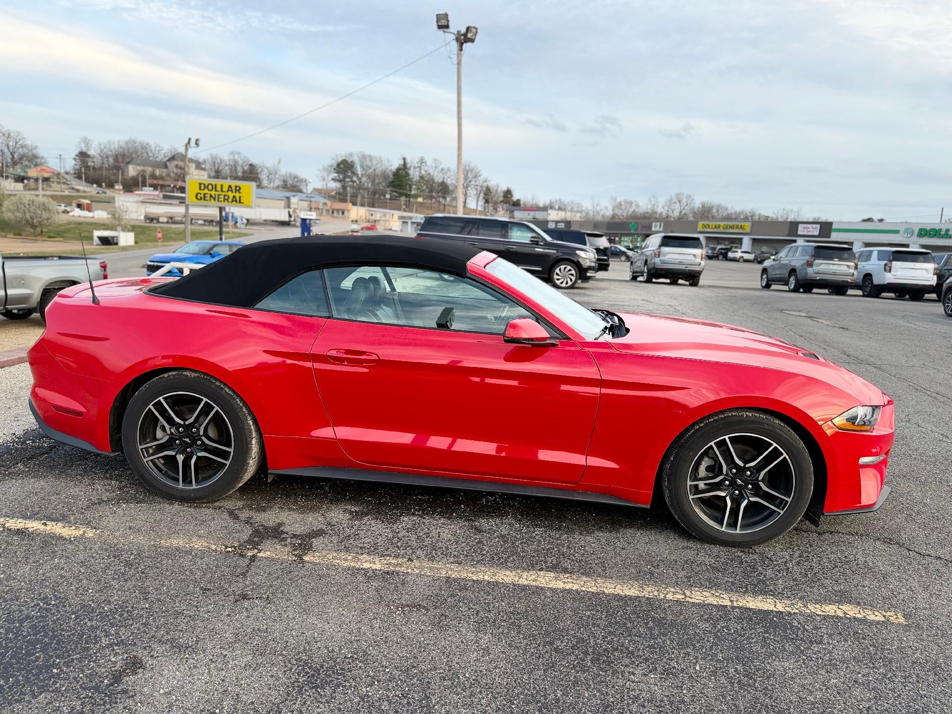 Used 2020 Ford Mustang EcoBoost Premium with VIN 1FATP8UH0L5119753 for sale in Doniphan, MO