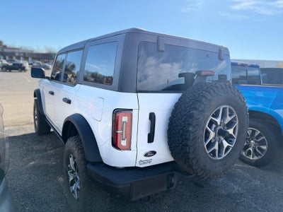 2023 Ford Bronco Base