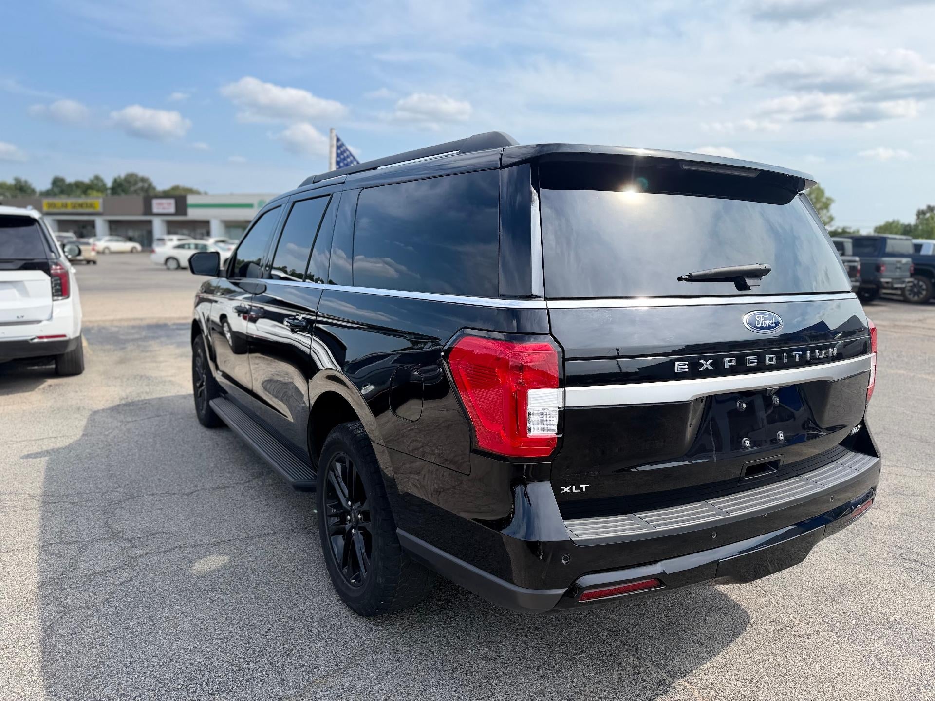 2024 Ford Expedition Max XLT