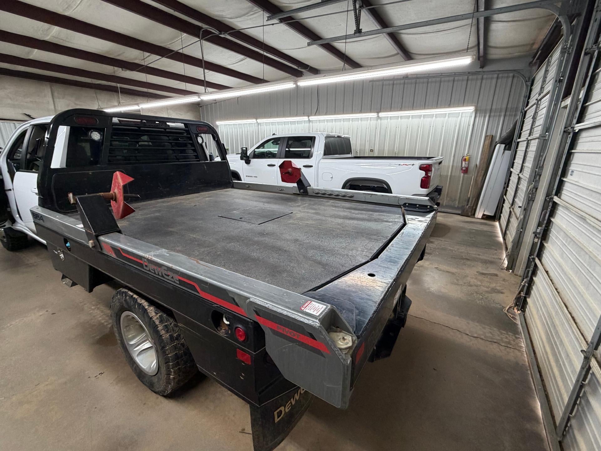 2023 Chevrolet Silverado 3500 HD Chassis Cab LT