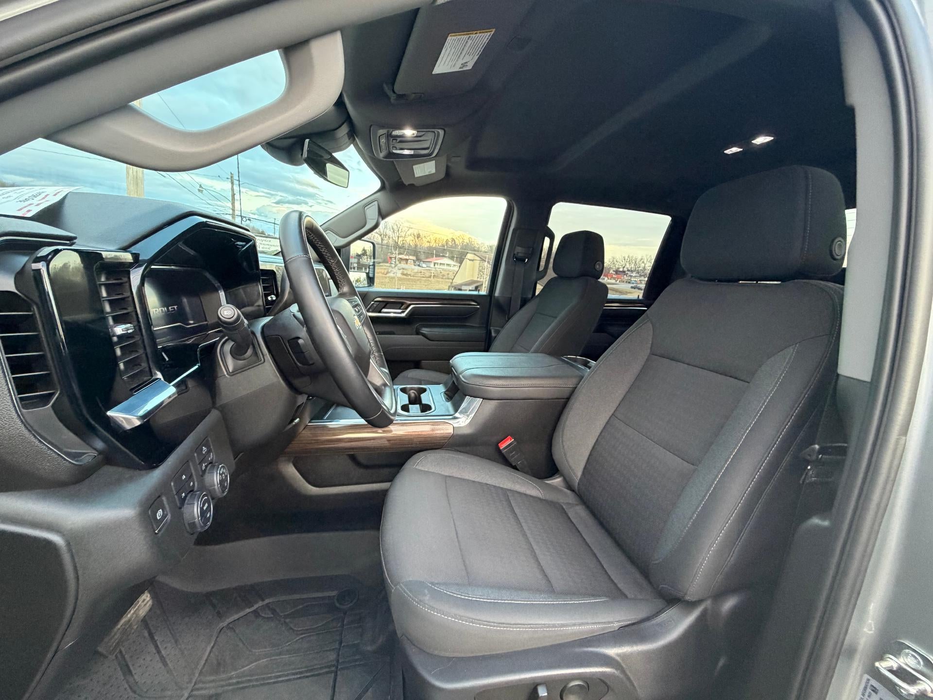 2024 Chevrolet Silverado 3500 HD Chassis Cab LT