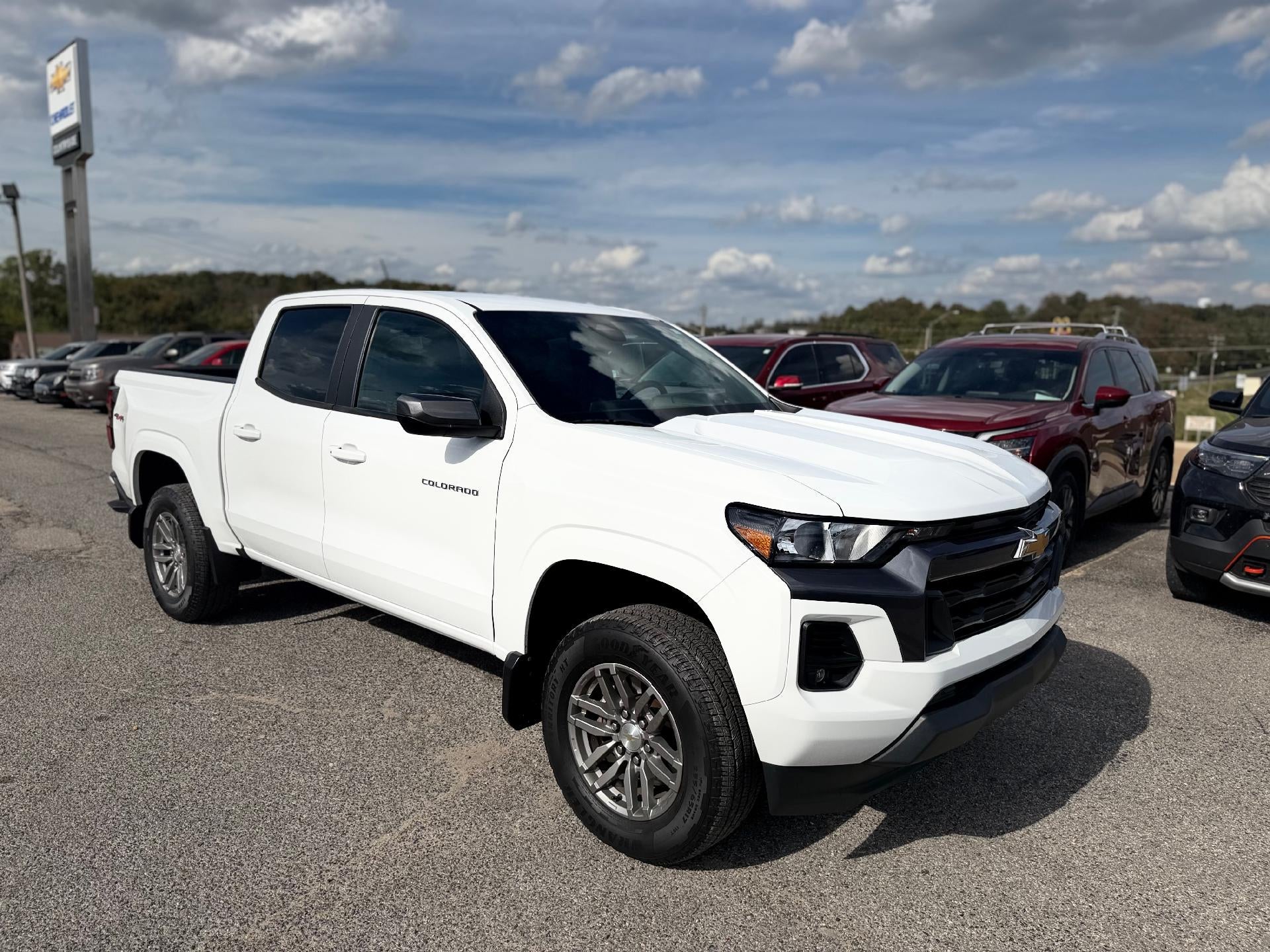 2023 Chevrolet Colorado 4WD LT