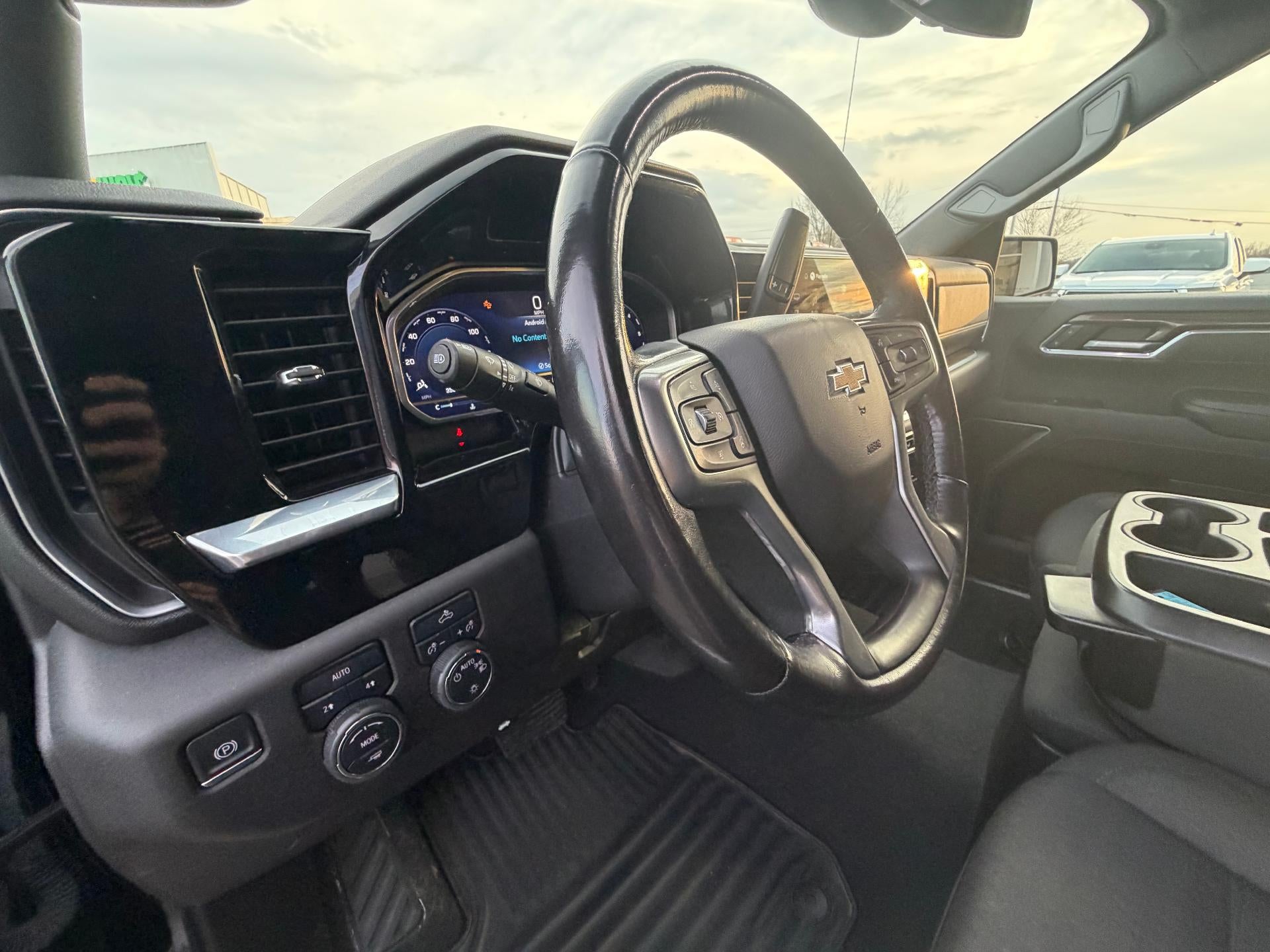 2022 Chevrolet Silverado 1500 LT (2FL)