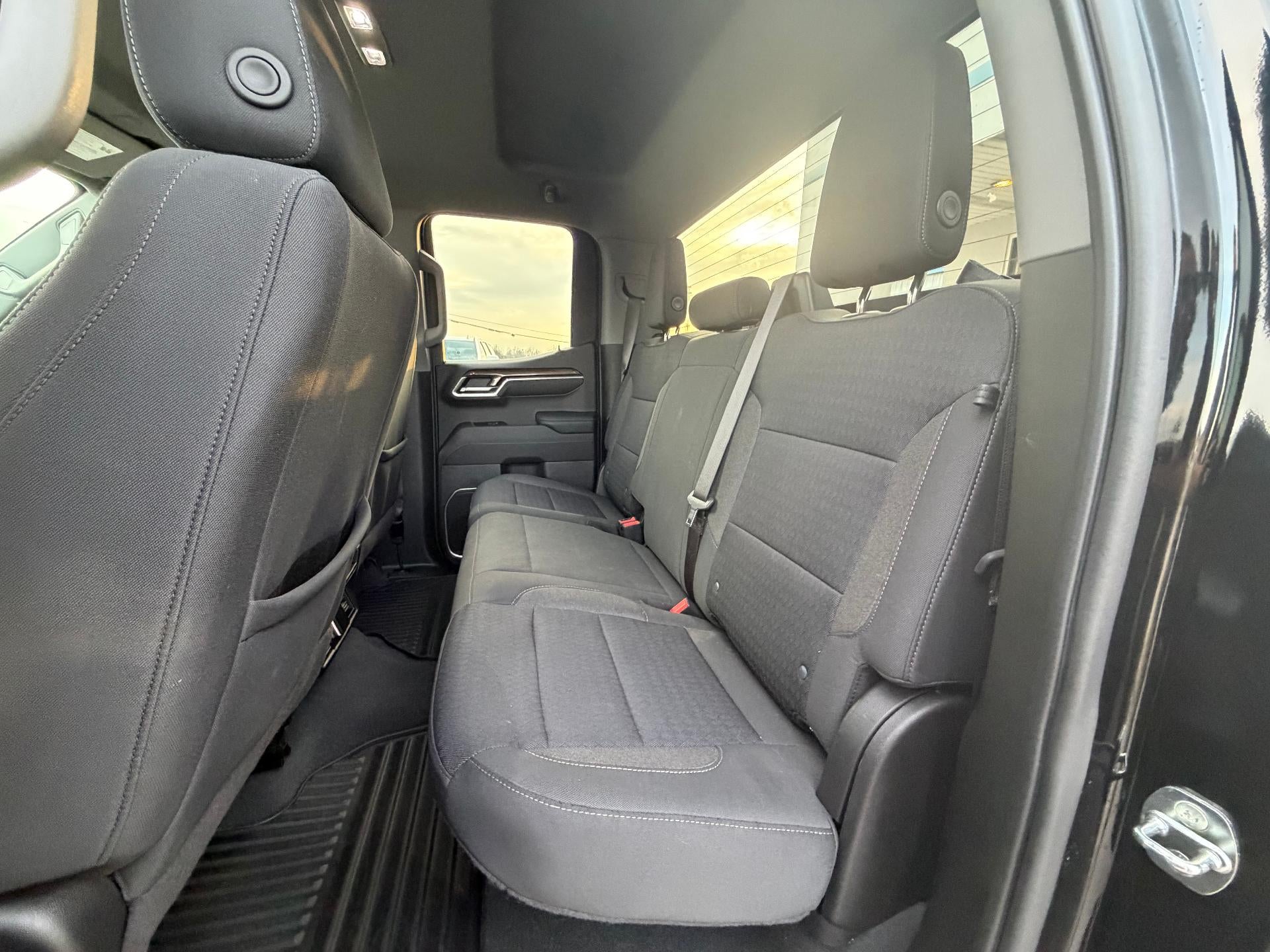 2022 Chevrolet Silverado 1500 LT (2FL)