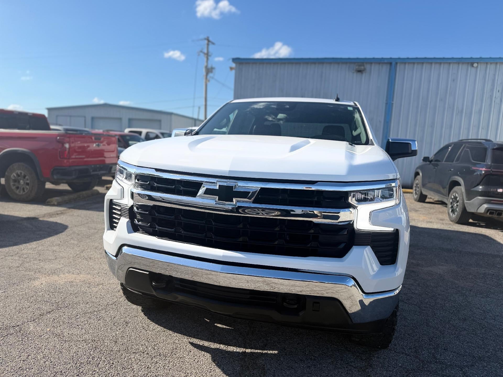 2023 Chevrolet Silverado 1500 LT