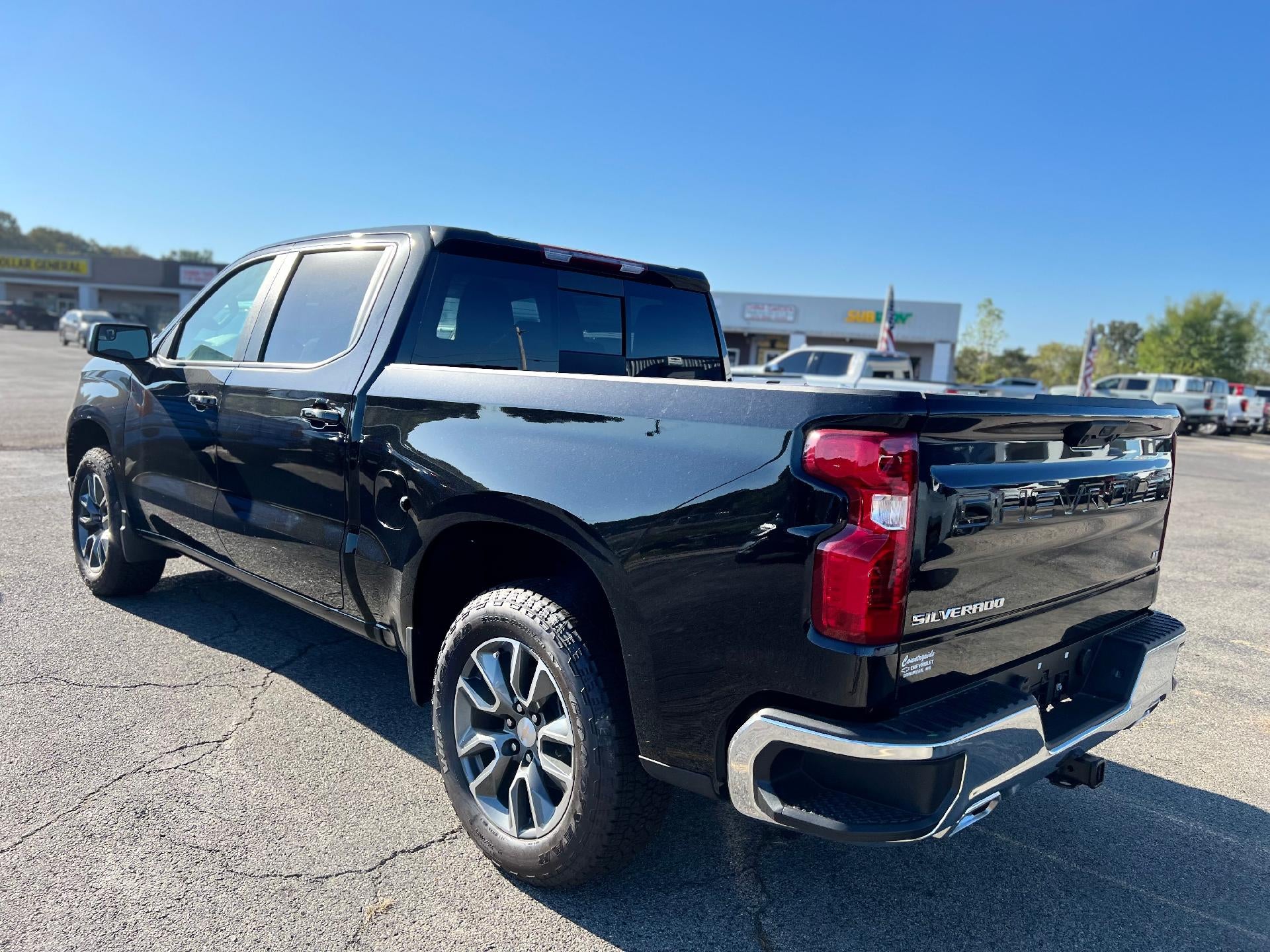 2025 Chevrolet Silverado 1500 LT