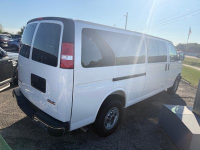 2025 GMC Savana Passenger LT