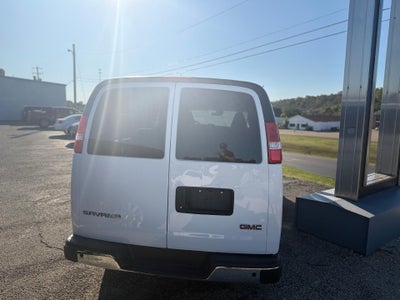 2025 GMC Savana Passenger LT