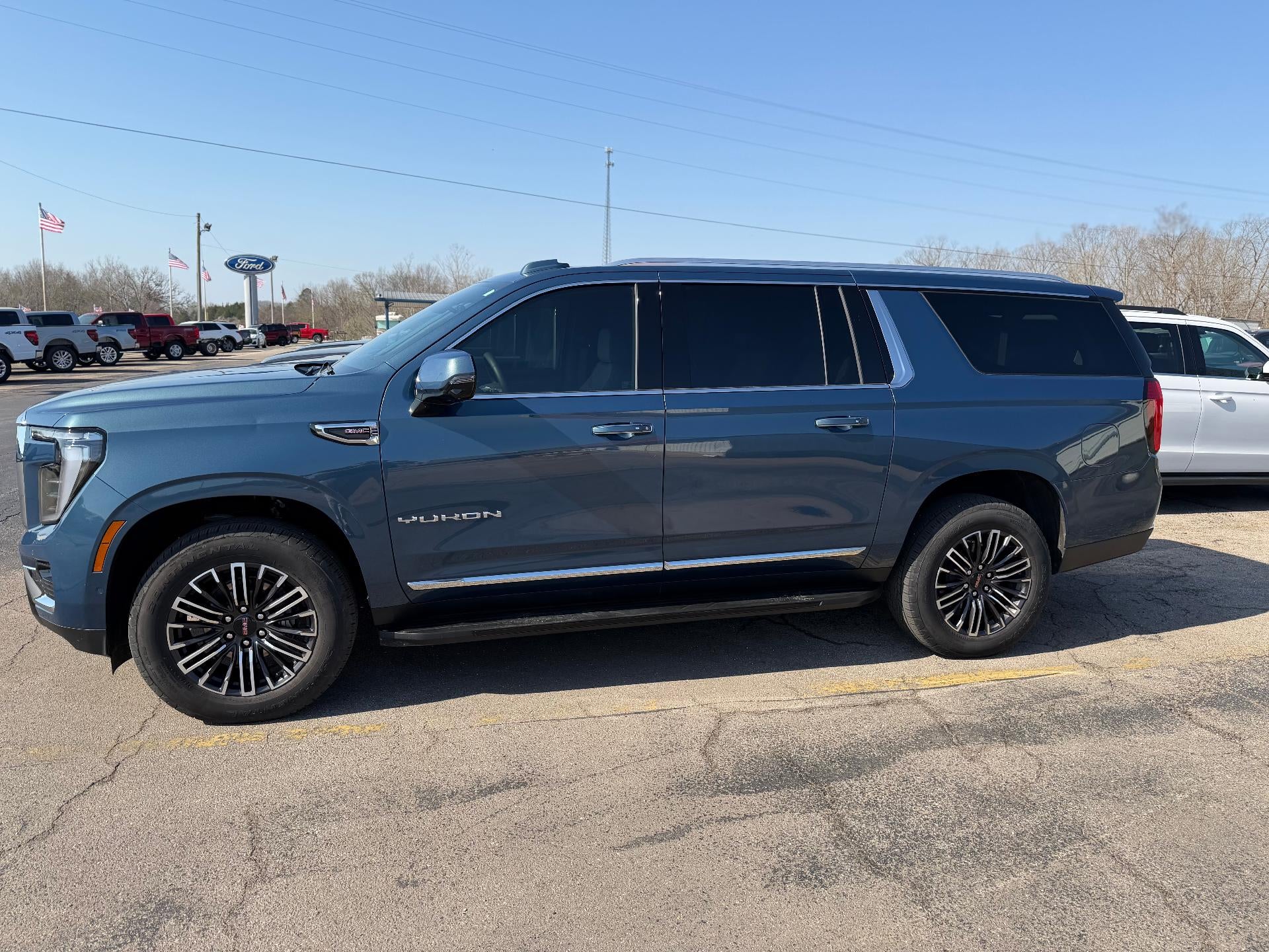 2025 GMC Yukon XL Elevation