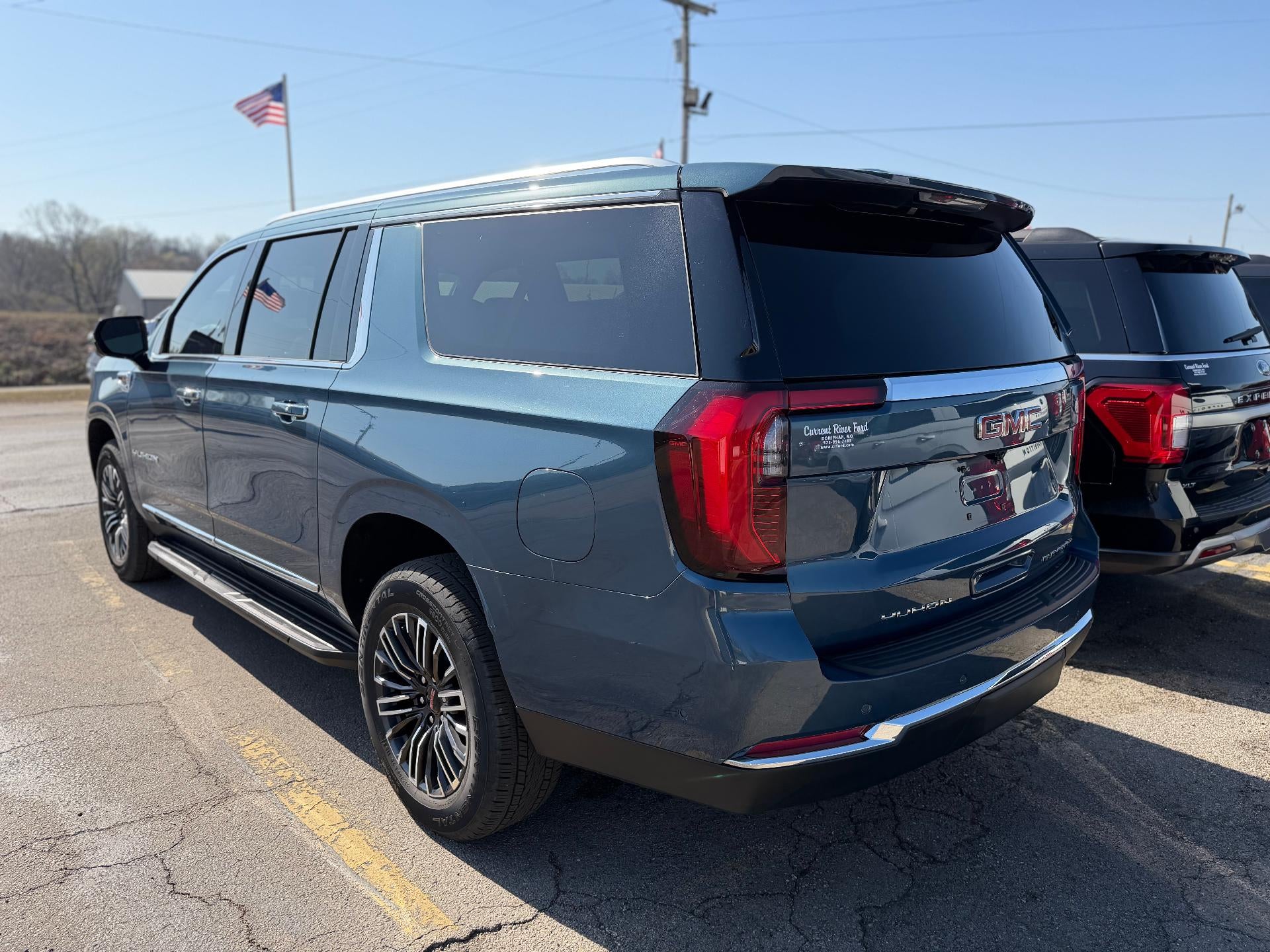 2025 GMC Yukon XL Elevation