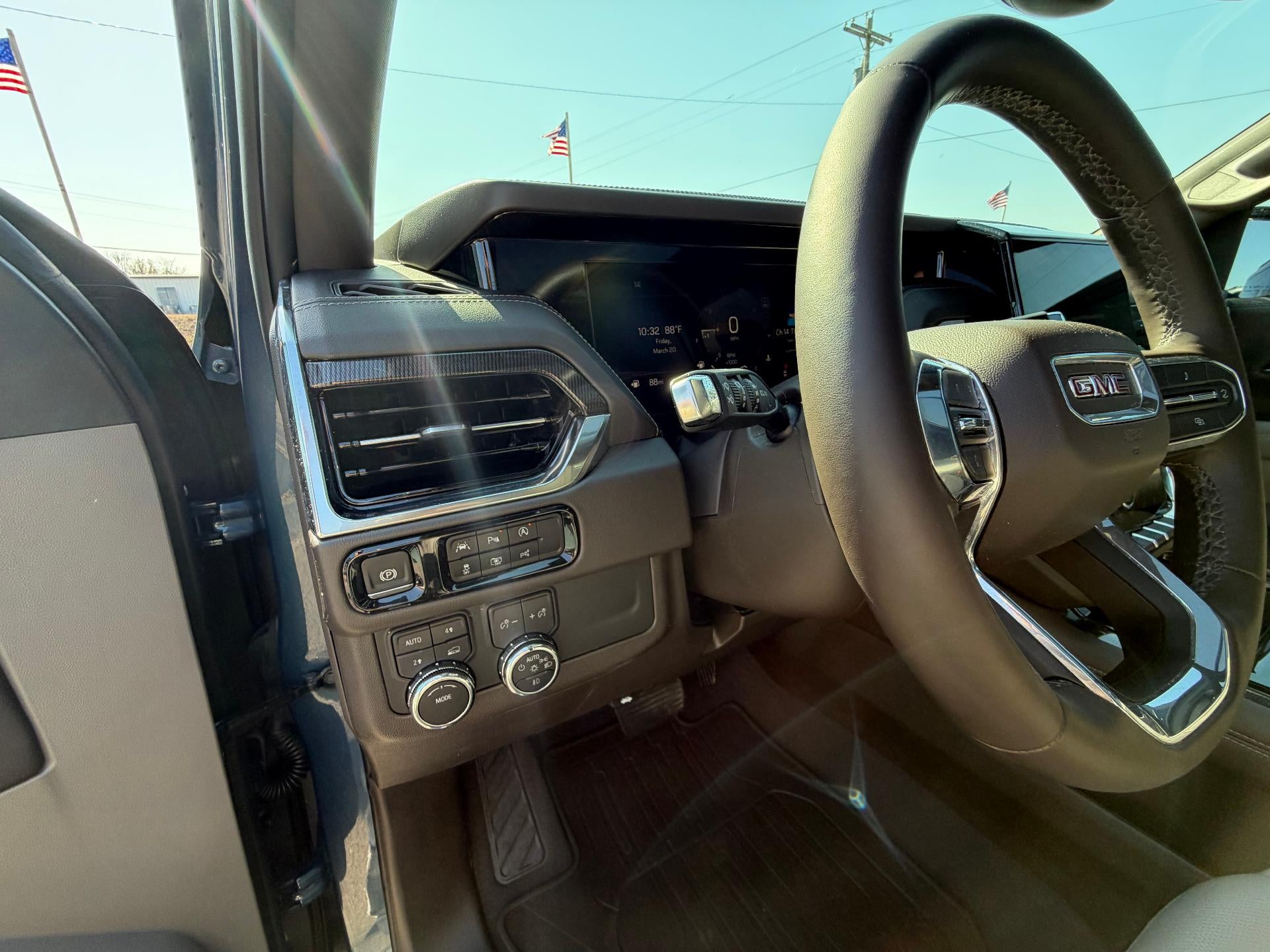 2025 GMC Yukon XL Elevation