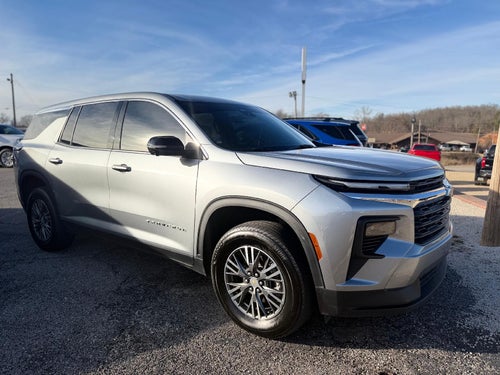 2024 Chevrolet Traverse LS