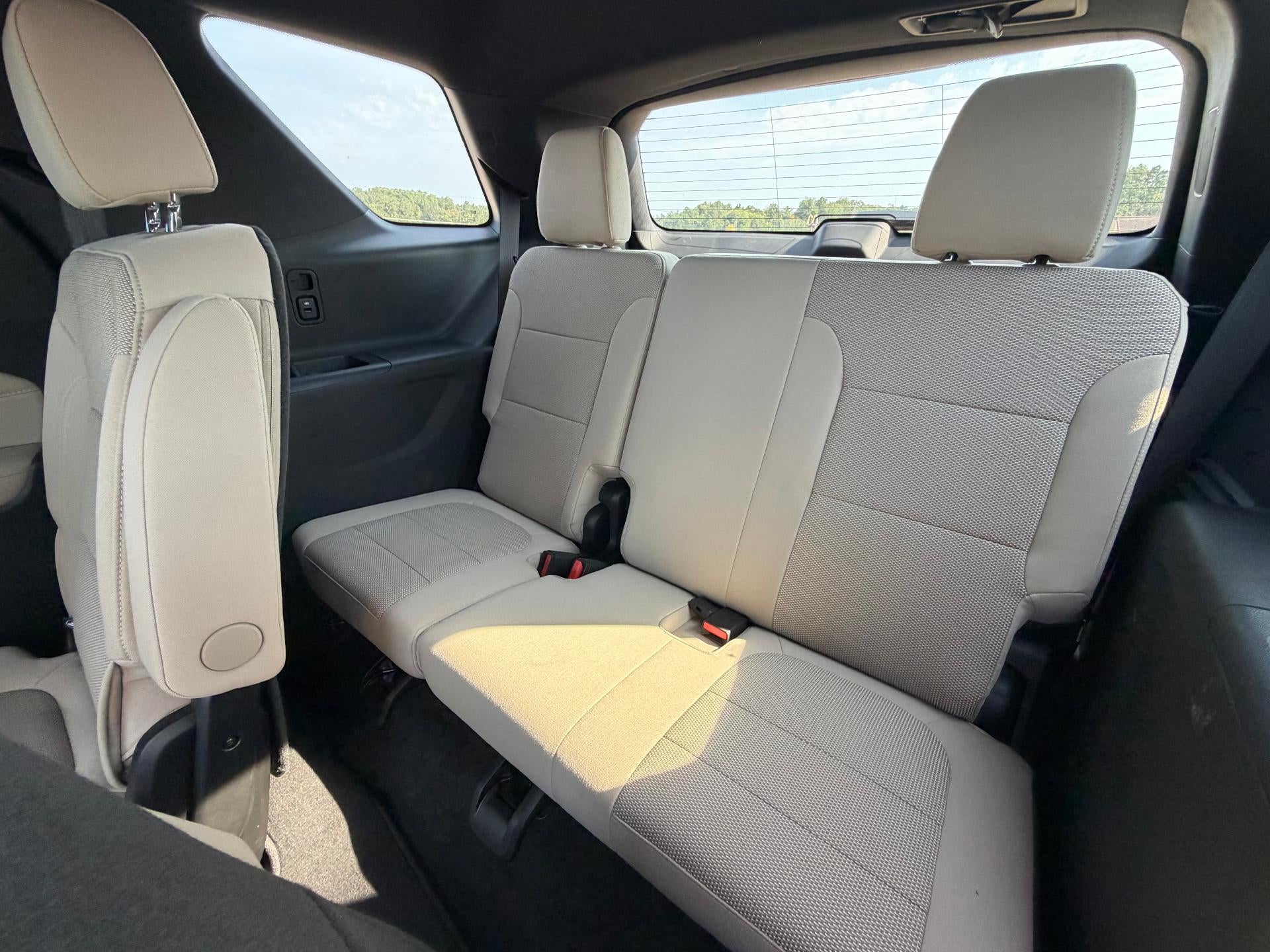 2024 Chevrolet Traverse Limited LT Cloth