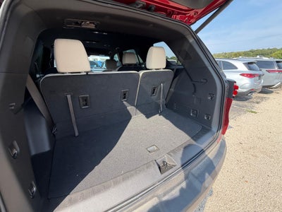 2024 Chevrolet Traverse Limited LT Cloth
