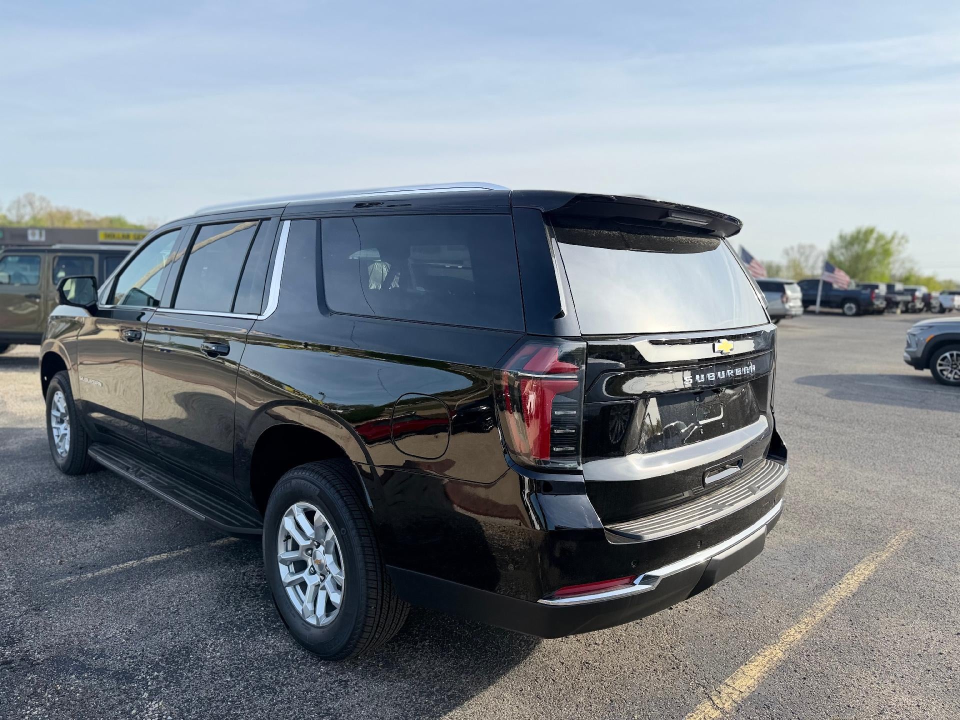 2026 Chevrolet Suburban LS