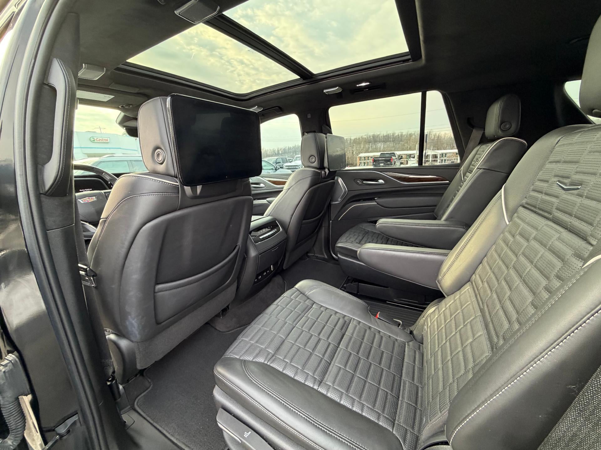 2022 Cadillac Escalade Sport Platinum