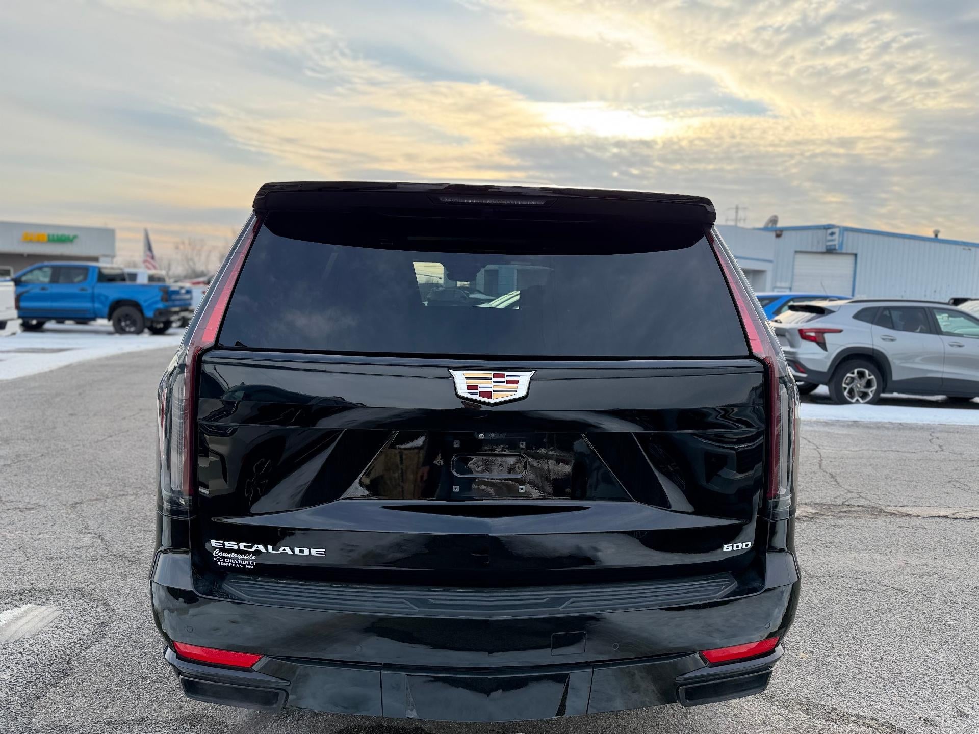 2022 Cadillac Escalade Sport Platinum