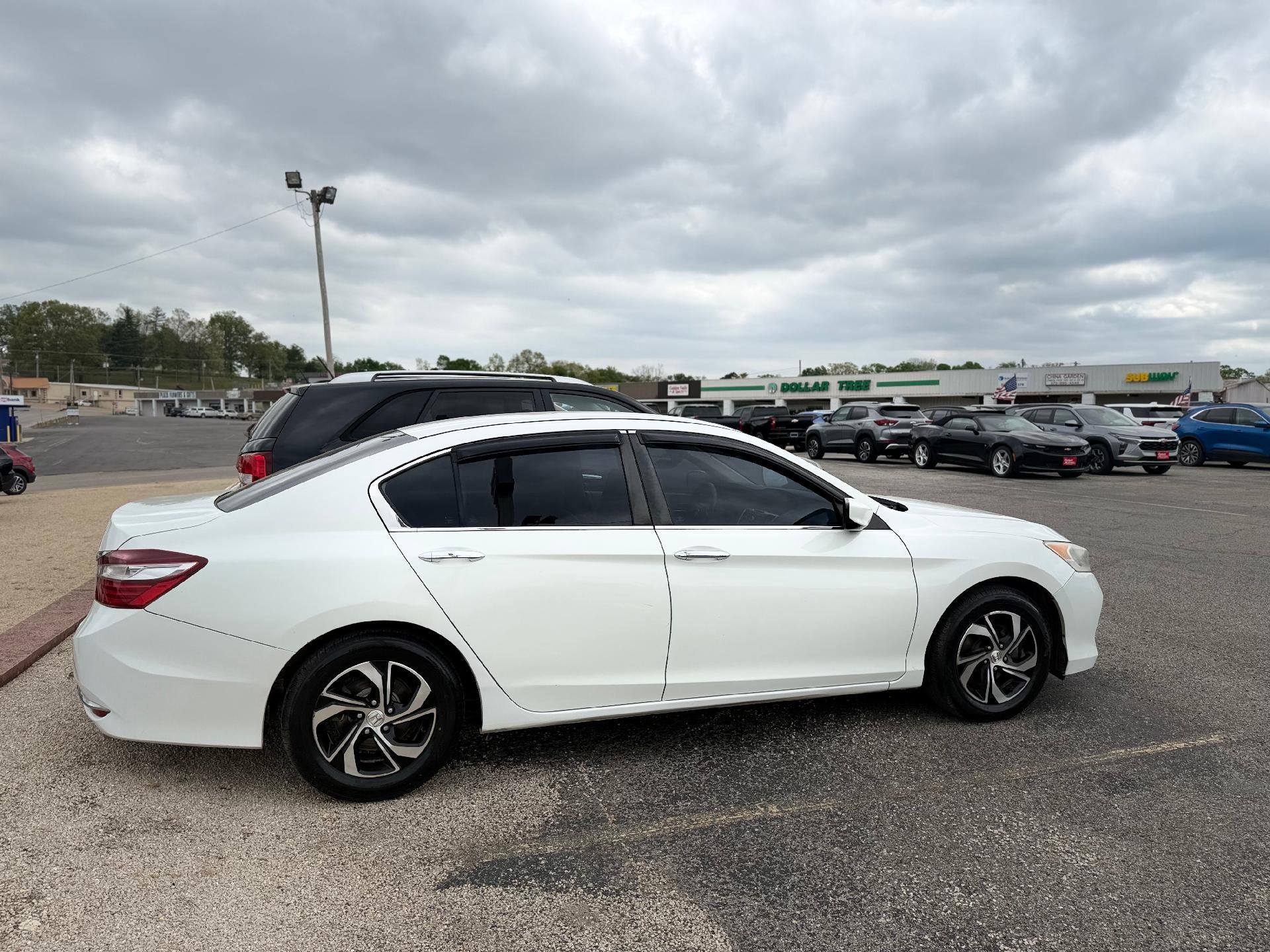2017 Honda Accord Sedan LX