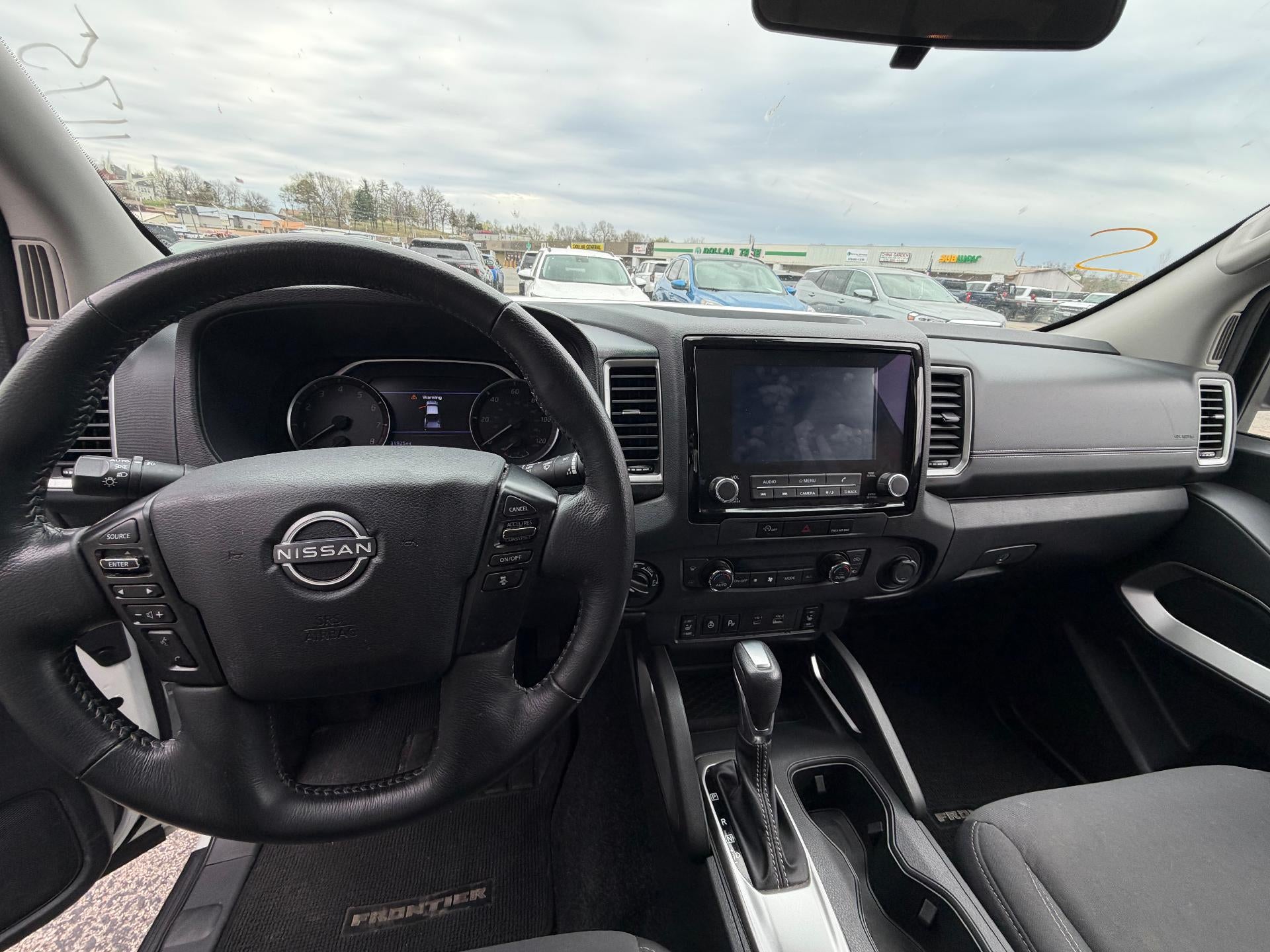 2023 Nissan Frontier SV