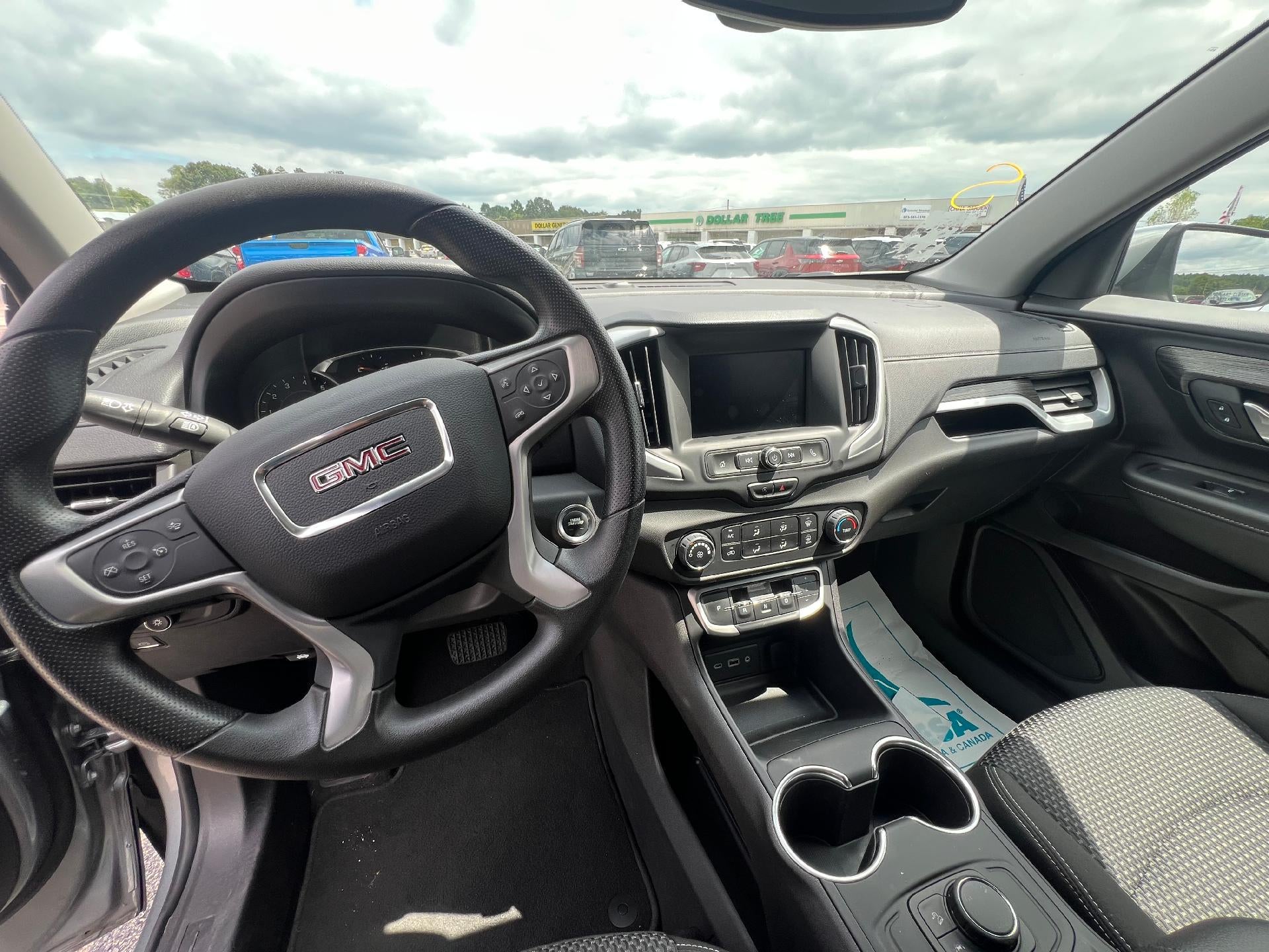 2024 GMC Terrain SLE