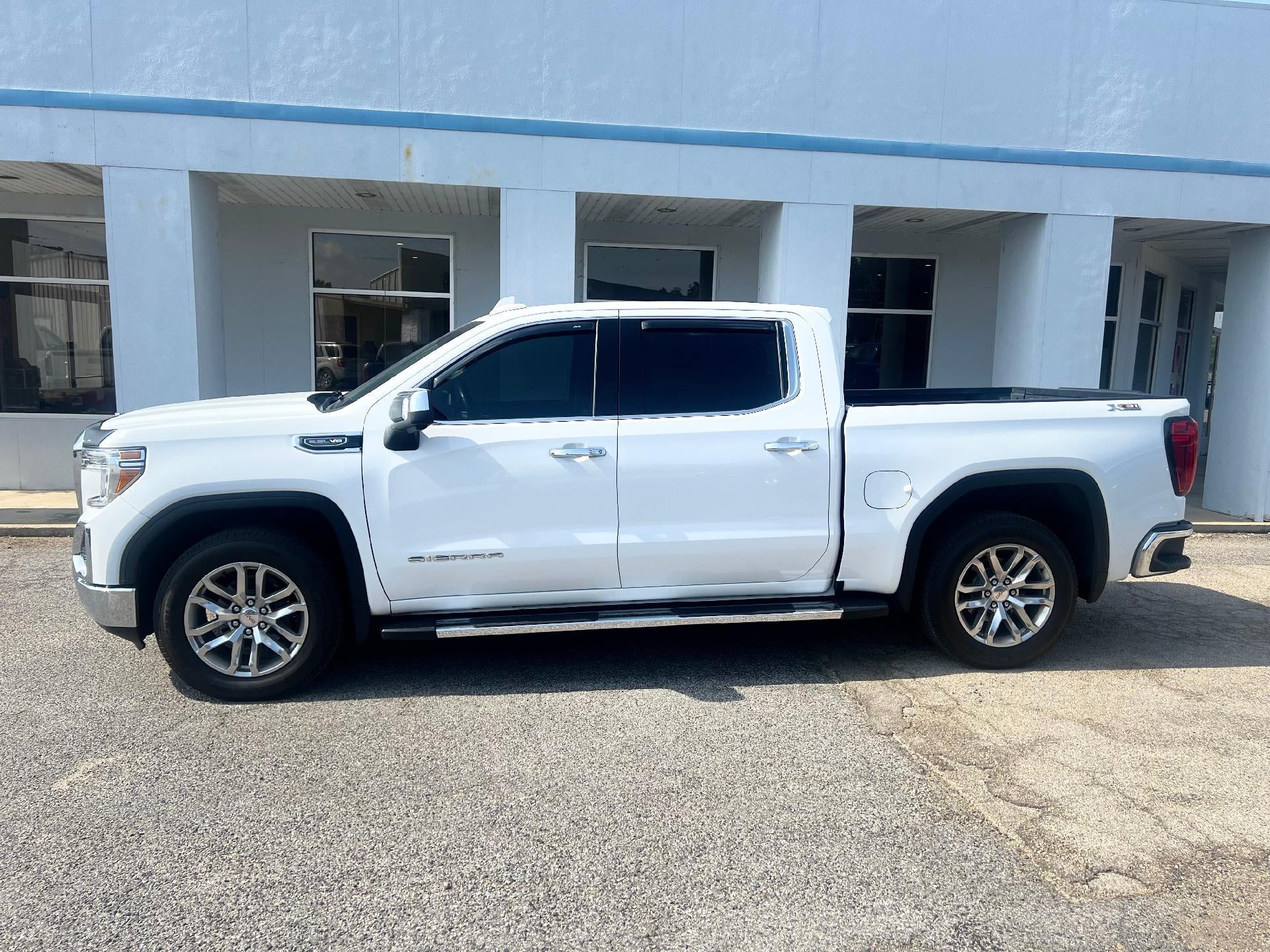 2021 GMC Sierra 1500 SLT
