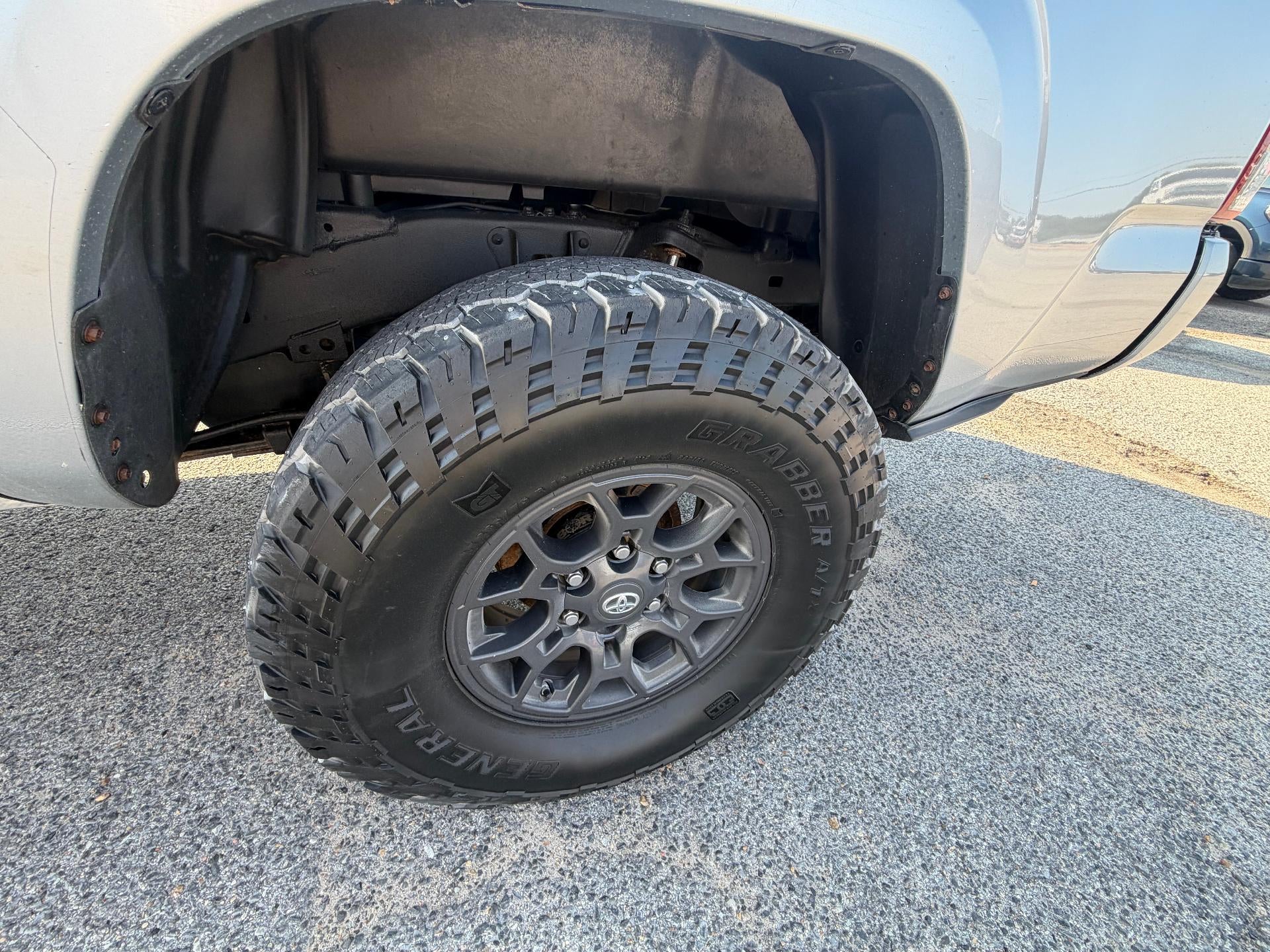 2022 Toyota Tacoma 4WD TRD