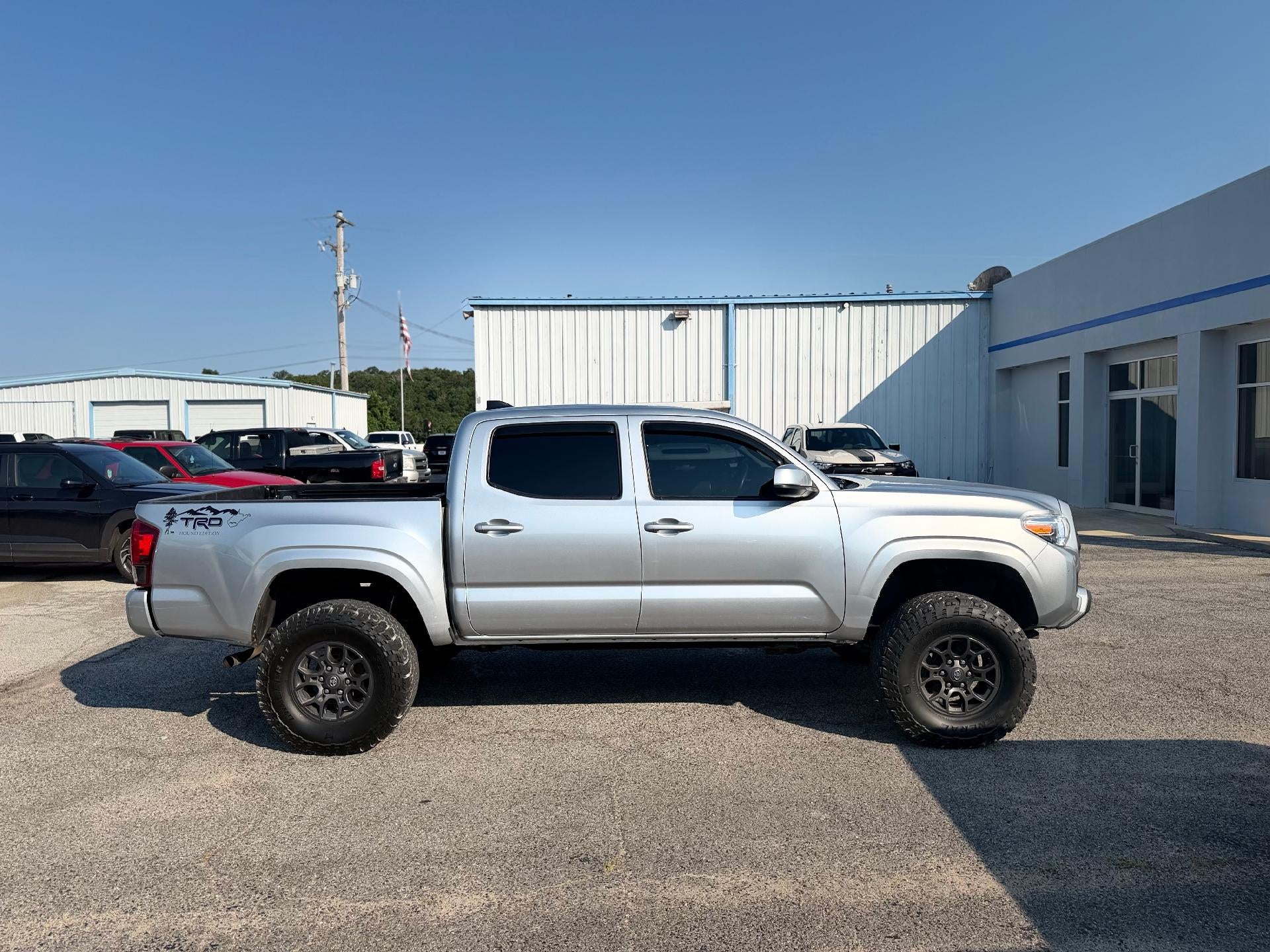 2022 Toyota Tacoma 4WD TRD