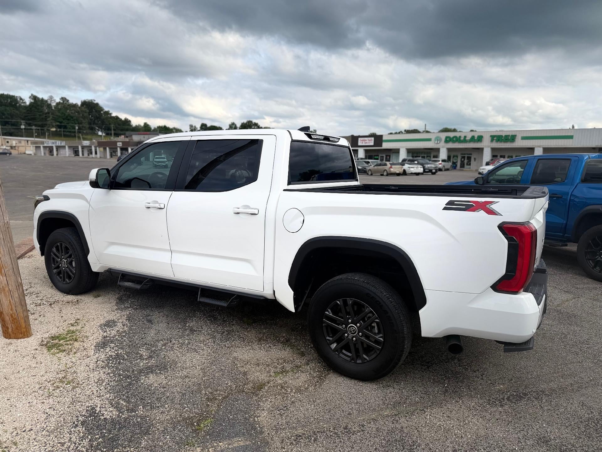 2024 Toyota Tundra 4WD SR5