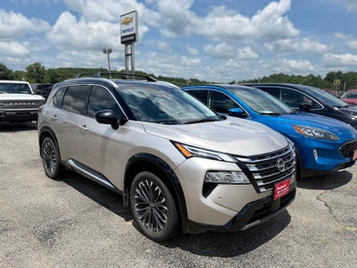2025 Nissan Rogue Platinum
