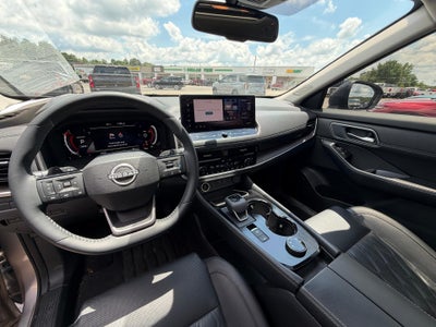 2025 Nissan Rogue Platinum