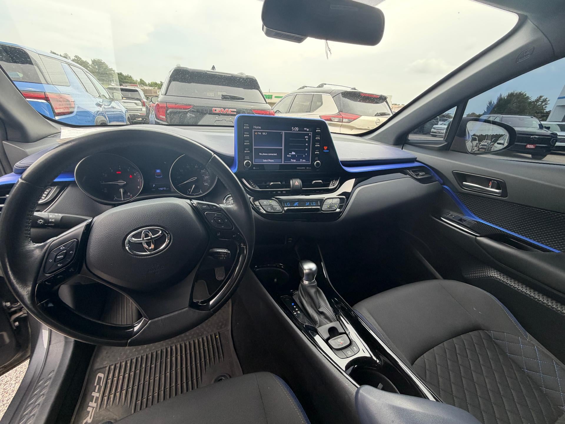 2020 Toyota C-HR LE